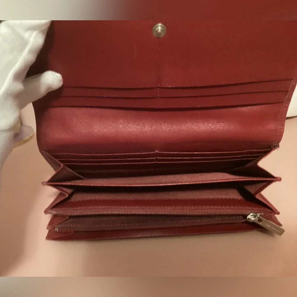 Red Burberry Textured Nova Check Long Wallet pre-loved - Picture 3 of 9